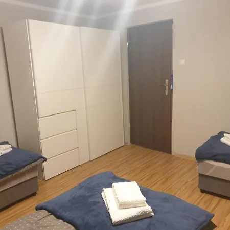 Apartament Maja * Niedamirow